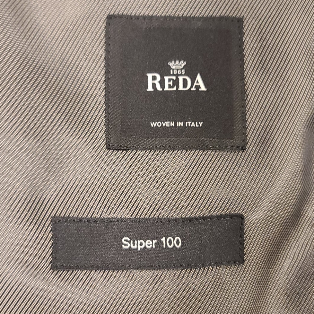 Hugo Boss Suit - Picture 4 of 5